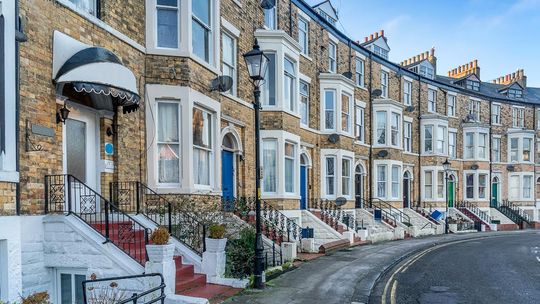 Anglia: Rynek nieruchomości nie nadąża za wzrostem populacji