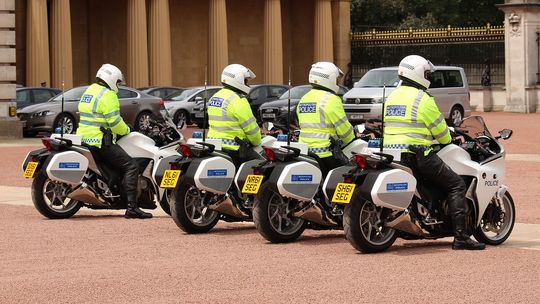 Bezpieczeństwo Brytyjczyków zagrożone - szef policji domaga się reformy służb