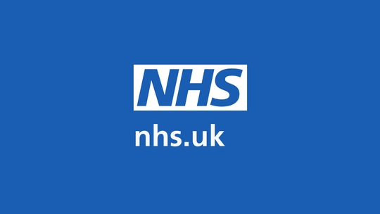 Brytyjski rząd zamierza rozwijać aplikację NHS