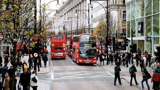 Burmistrz Londynu podjął drugą próbę zamknięcia Oxford Street dla samochodów