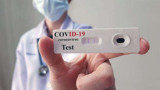 Gdzie można dostać darmowe testy na Covid-19?
