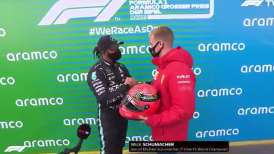 Hamilton znów triumfuje, Brytyjczyk wyrównał rekord Schumachera