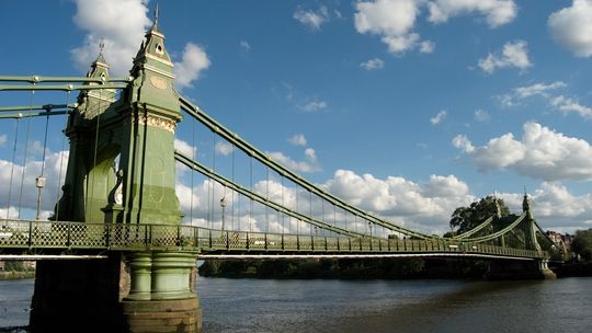 Koszt remontu mostu Hammersmith wzrósł dwukrotnie