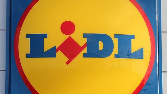 Lidl jest kolejnym supermarketem, który wprowadził limity na sprzedaż świeżych produktów