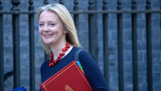 Liz Truss zostanie nowym premierem? Wskazują na to sondaże!