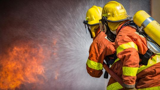 Londyn: Fala pożarów w stolicy wywołana upałami