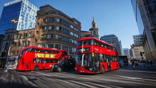 Londyńskie autobusy pokonują mniej mil niż w 2016-tym roku