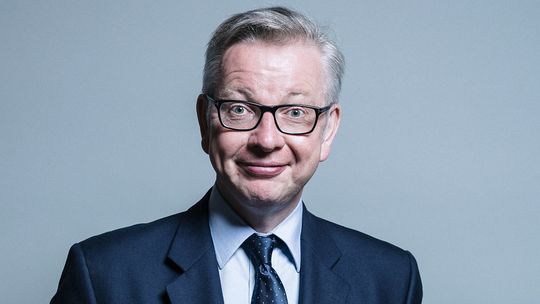 Minister Michael Gove przeprasza za imprezy w czasie restrykcji