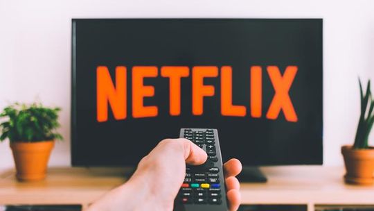 Netflix przenosi się do Brytanii, produkcje w UK pochłoną ponad 13 mld dolarów!