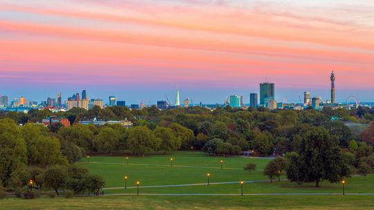 Park Primrose Hill w Camden zostanie ogrodzony i na noc zamykany