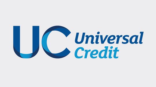 Pobierający zasiłek Universal Credit muszą od dzisiaj pracować więcej