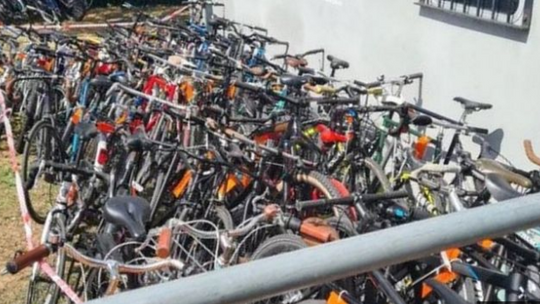 Policja szuka właścicieli 118 skradzionych rowerów