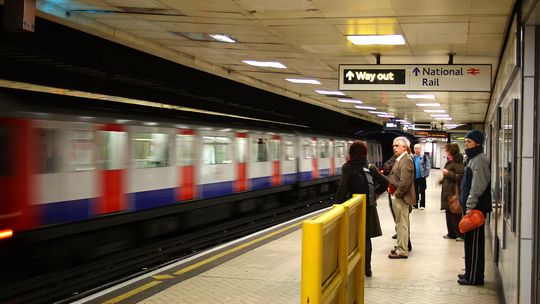 Posłanka poskarżyła się do burmistrza Londynu na remonty w metrze