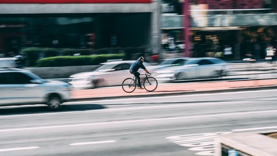 Rowerzyści coraz większym zagrożeniem na drogach