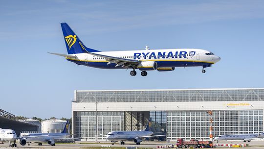 Ryanair podpisał rekordowy kontrakt z Boeingiem