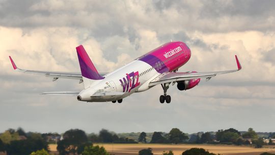 WizzAir zredukował siatkę połączeń z Polską