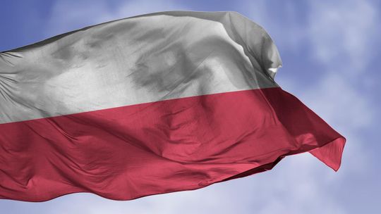 Wywieś flagę państwową w dniu jej święta