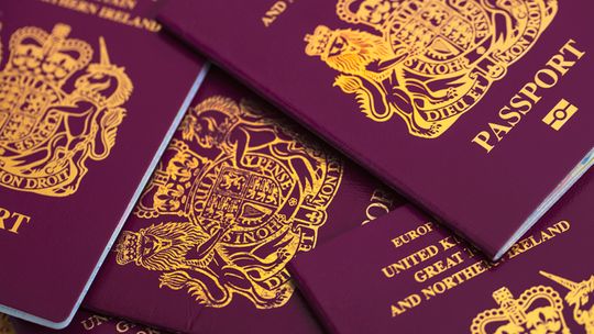 Wzrastają opłaty za wydanie brytyjskiego paszportu