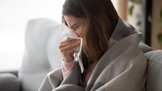 Zakażenie COVID-19 może uodparniać na przeziębienia