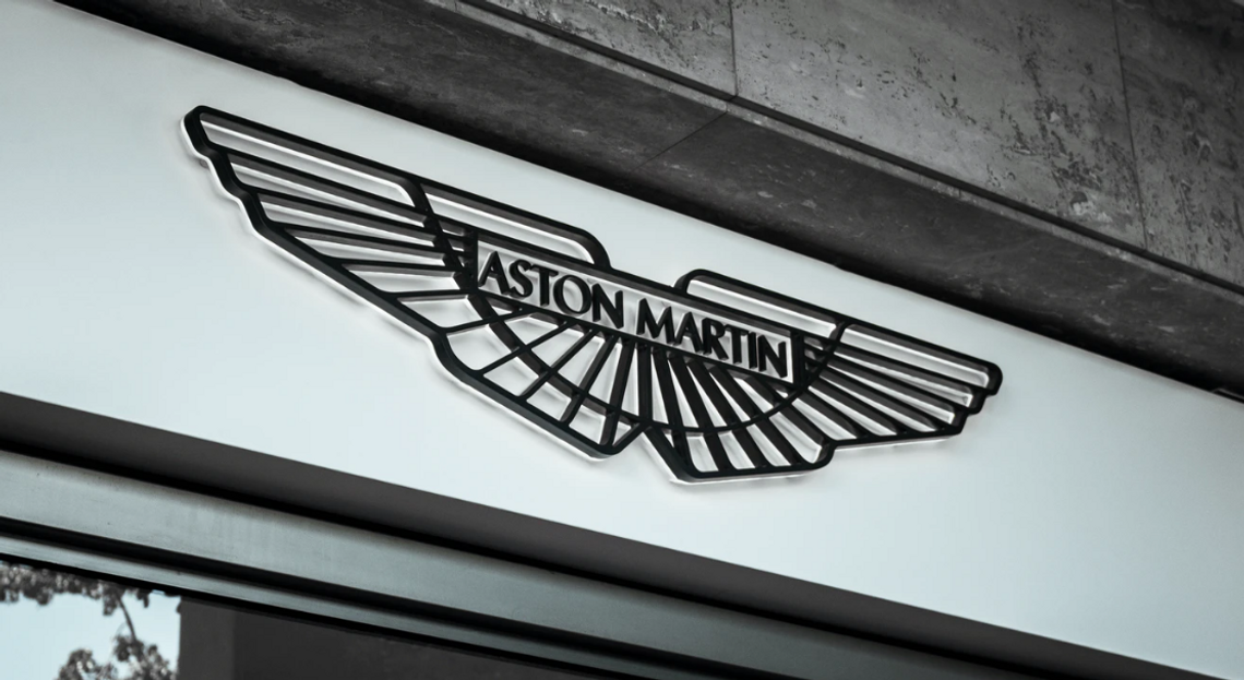 Aston Martin Królowej wystawiony na sprzedaż