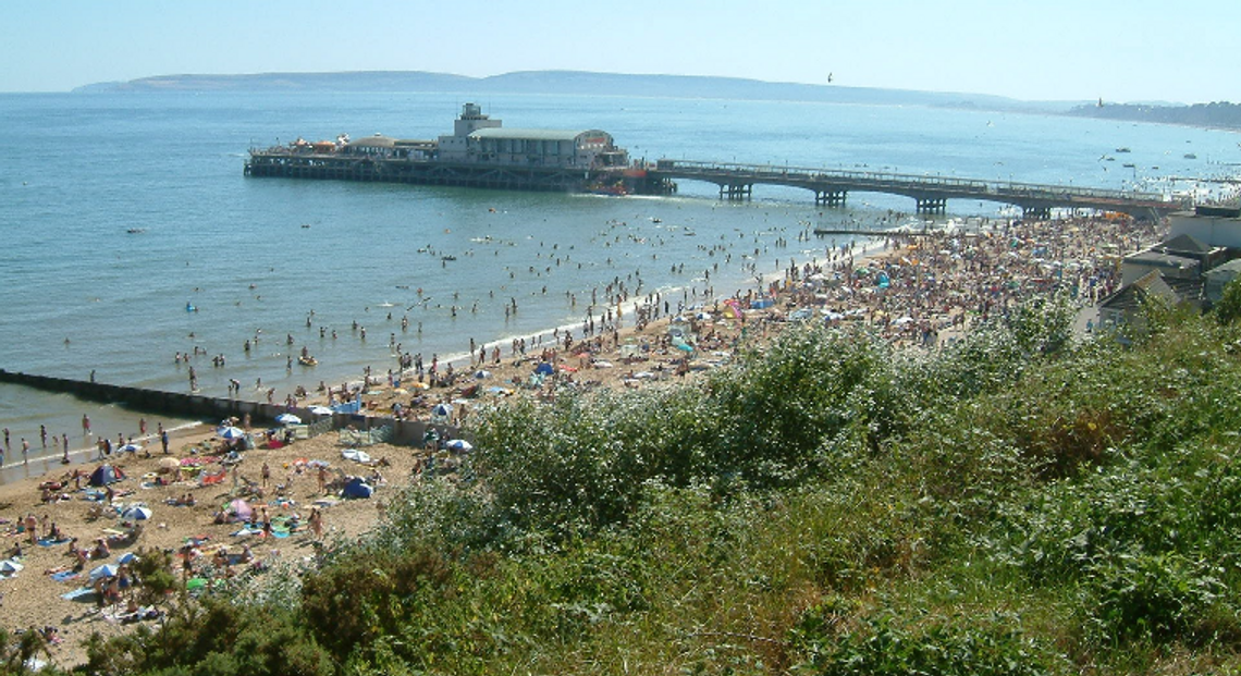 Bournemouth: Policja ograniczy wstęp na plażę, jeśli będą tłumy