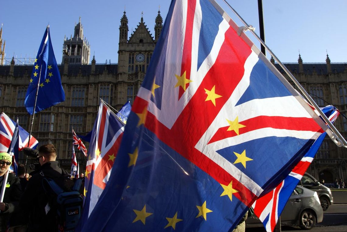 Brytyjczycy nie chcą "No-deal Brexit" wolą rezygnację z wyjścia lub drugie referendum