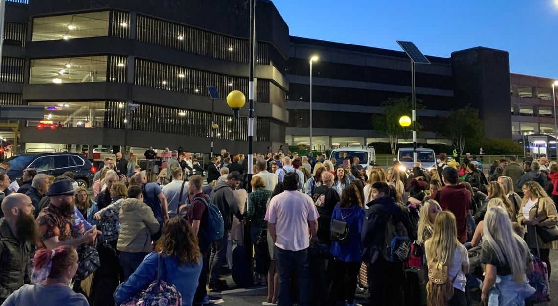 Chaos na lotnisku w Manchesterze