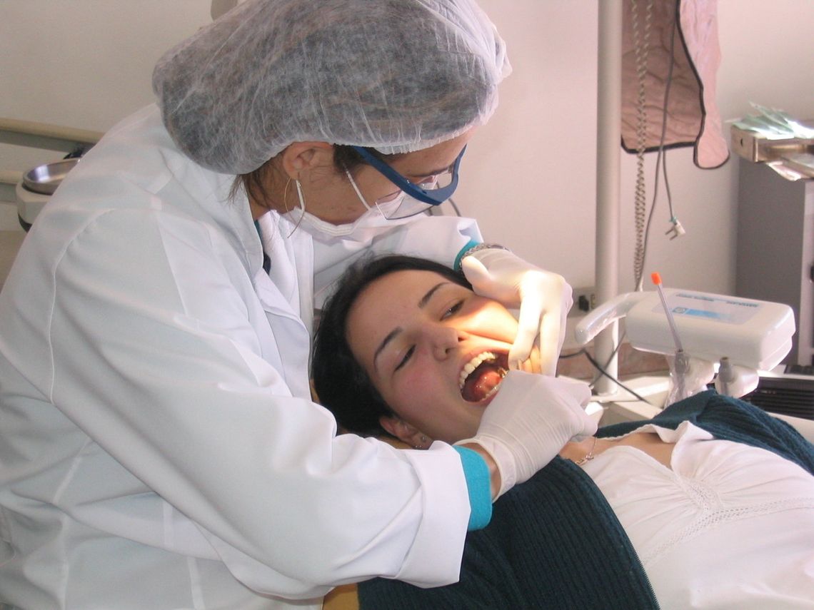 „Check before you tick” - Sprawdź on-line zanim uznasz, że przysługuje Ci bezpłatne leczenie dentystyczne - TEKST SPONSOROWANY