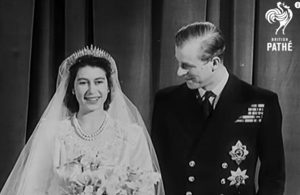 Elżbieta II i Książę Filip świętują 73 rocznicą ślubu