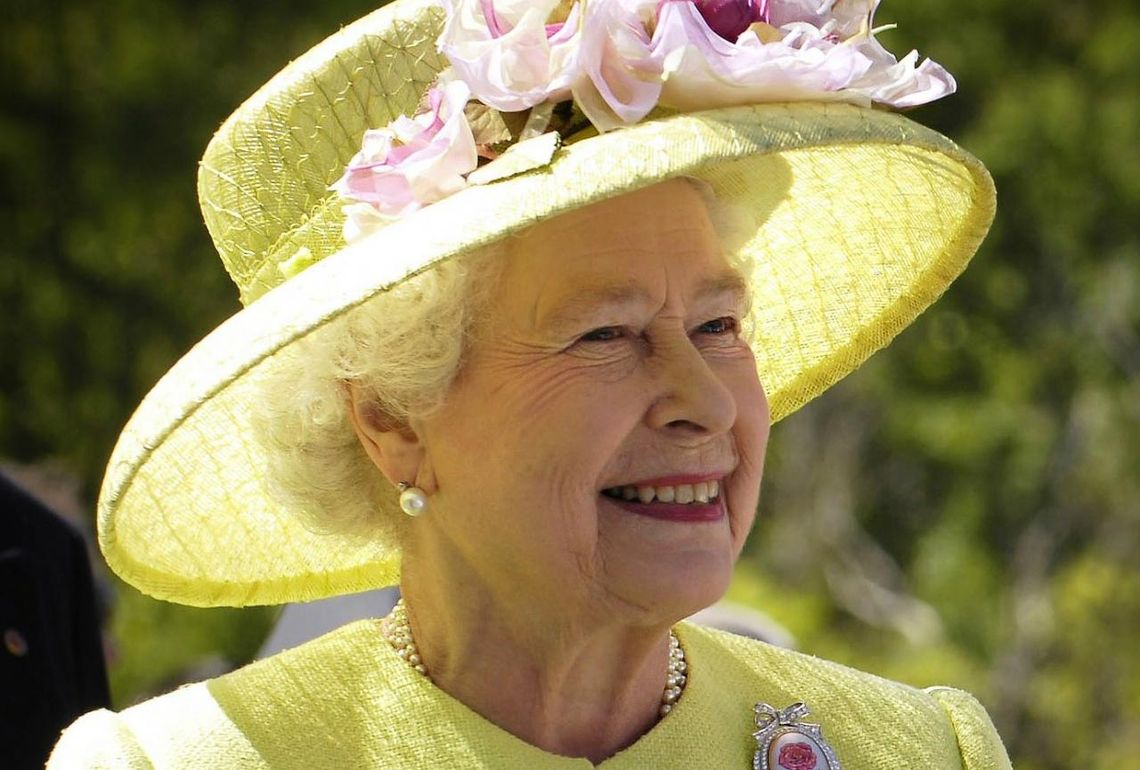 Królowa przyspieszyła emisję dorocznego orędzia, zostanie nadane przed wywiadem Sussex’ów z Oprahą Winfrey