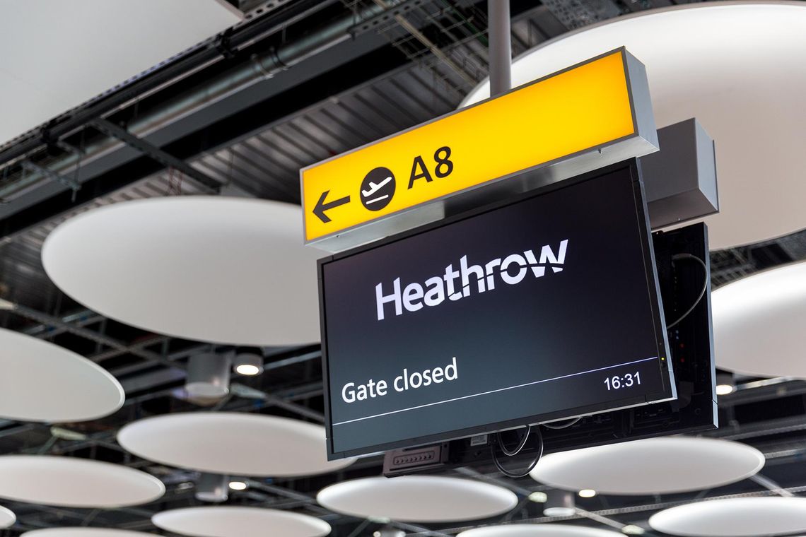 Linie lotnicze odwołują loty z i do Heathrow