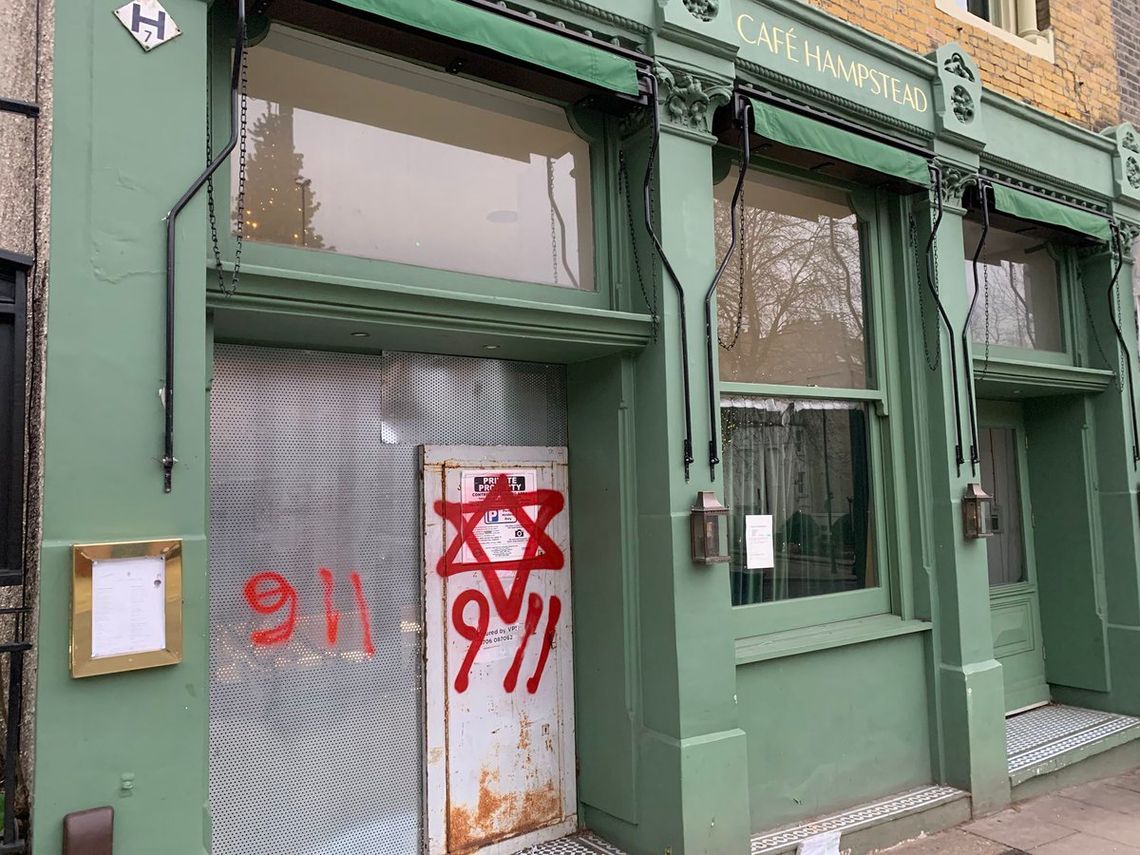Londyn: Antysemickie graffiti na sklepach i kawiarniach
