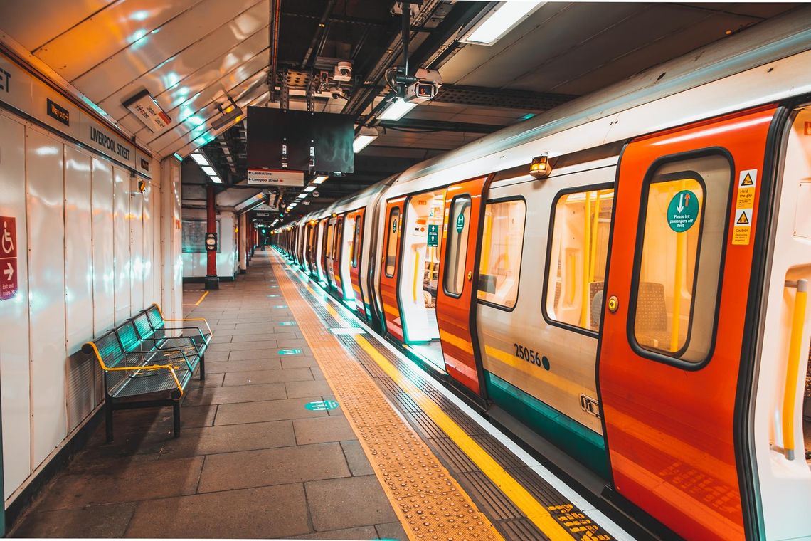 Londyn: Uwaga na utrudnienia w metrze, autobusy też mogą nie kursować