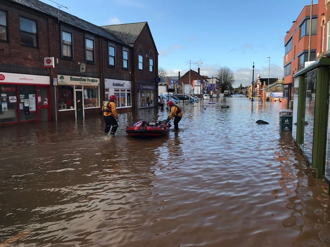 Obsługa kanału winna powodzi w Worksop!?