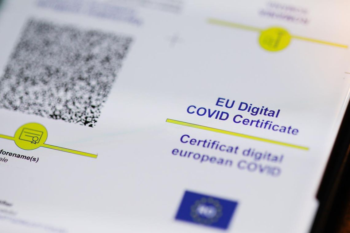 Od 1 lutego ważność unijnych certyfikatów covid skrócona do 9 miesięcy