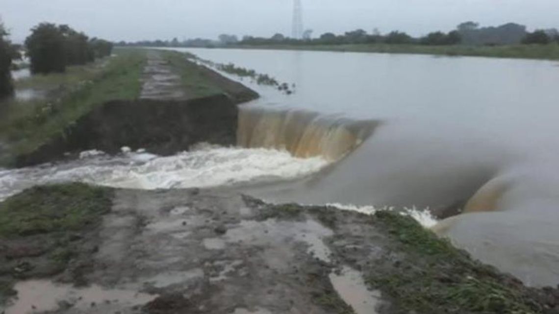 Powódź: trwa walka z żywiołem, RAF wkracza do akcji