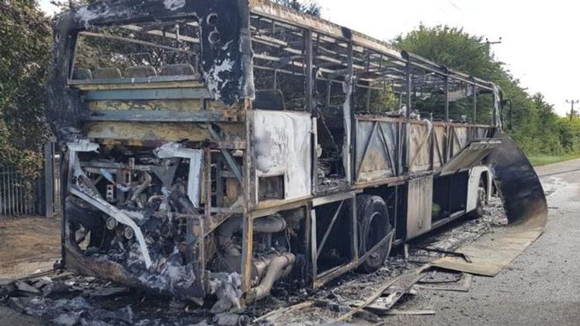 Pożar szkolnego autobusu, dzieci zdążyły uciec