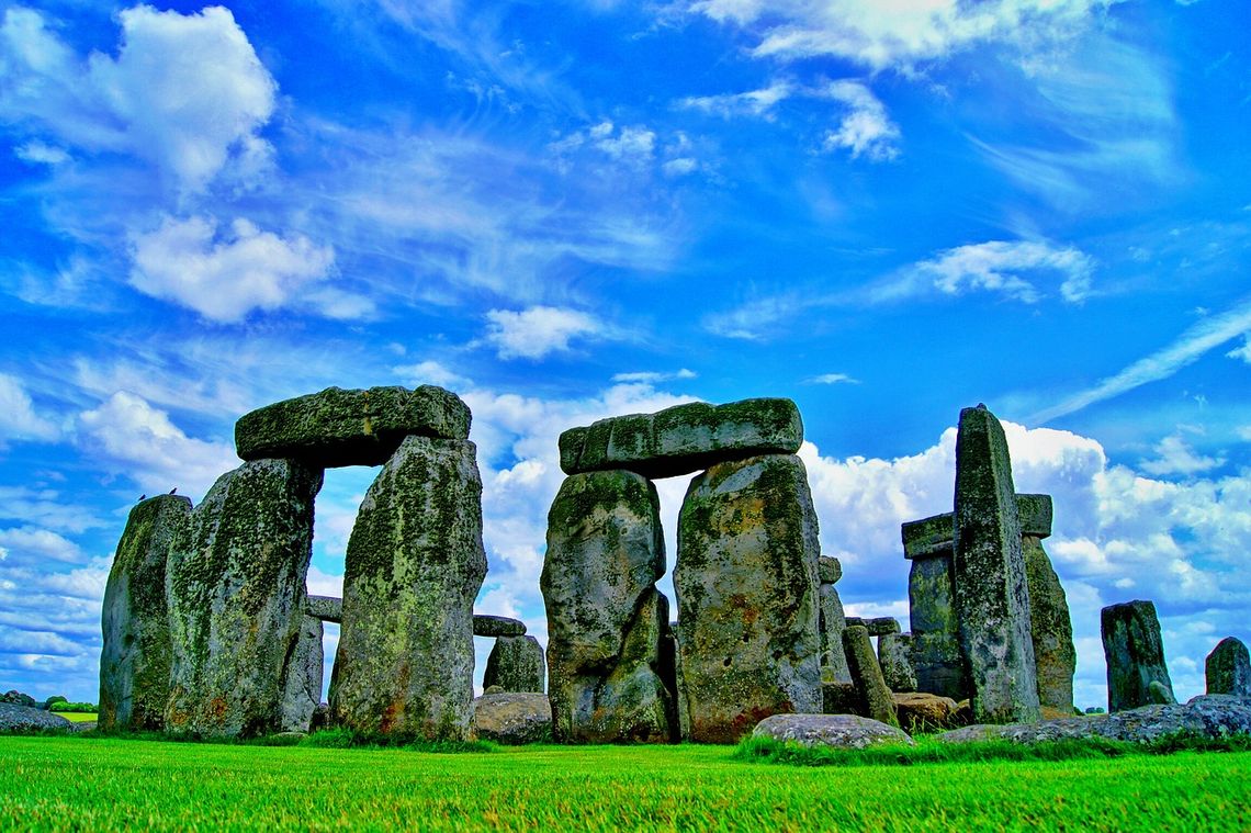 Przesilenie letnie w Stonehenge: połączenie historii, kultur i celebracji