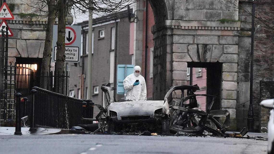 Samochód pułapka i sobotnia eksplozja w Irlandii. Policja ma już podejrzanych