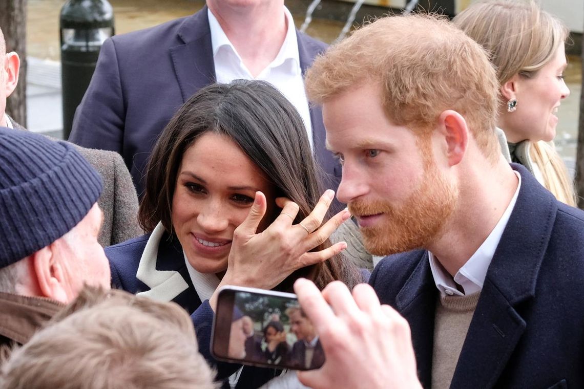 Sussex’owie przylecą na obchody jubileuszu Królowej, nie pojawią się jednak na balkonie Pałacu Buckingham z resztą rodziny