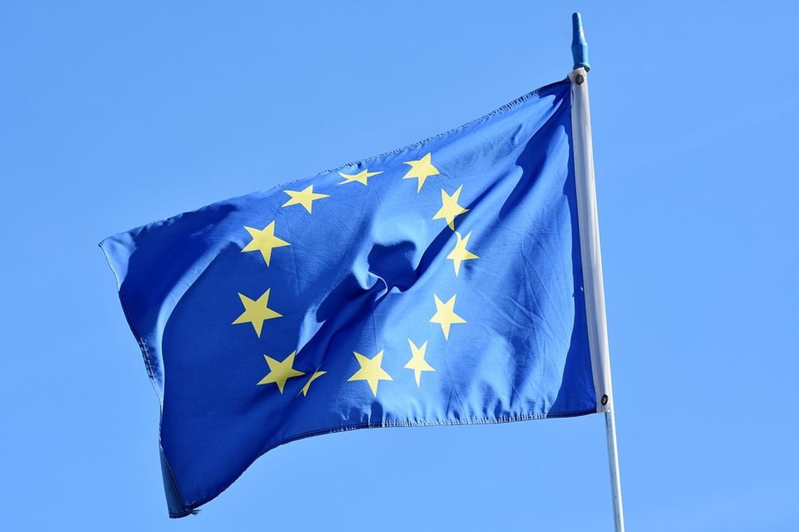 UE przeznaczy 117 mln euro na leczenie i diagnostykę koronawirusa