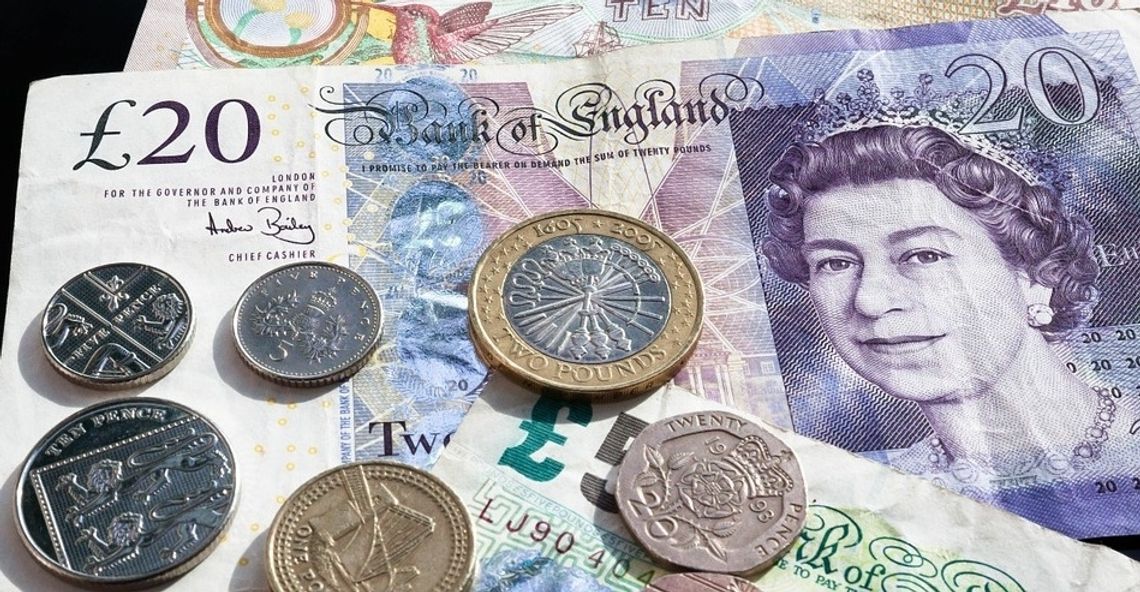 UK: W październiku rząd pożyczył  22,3 mld funtów!