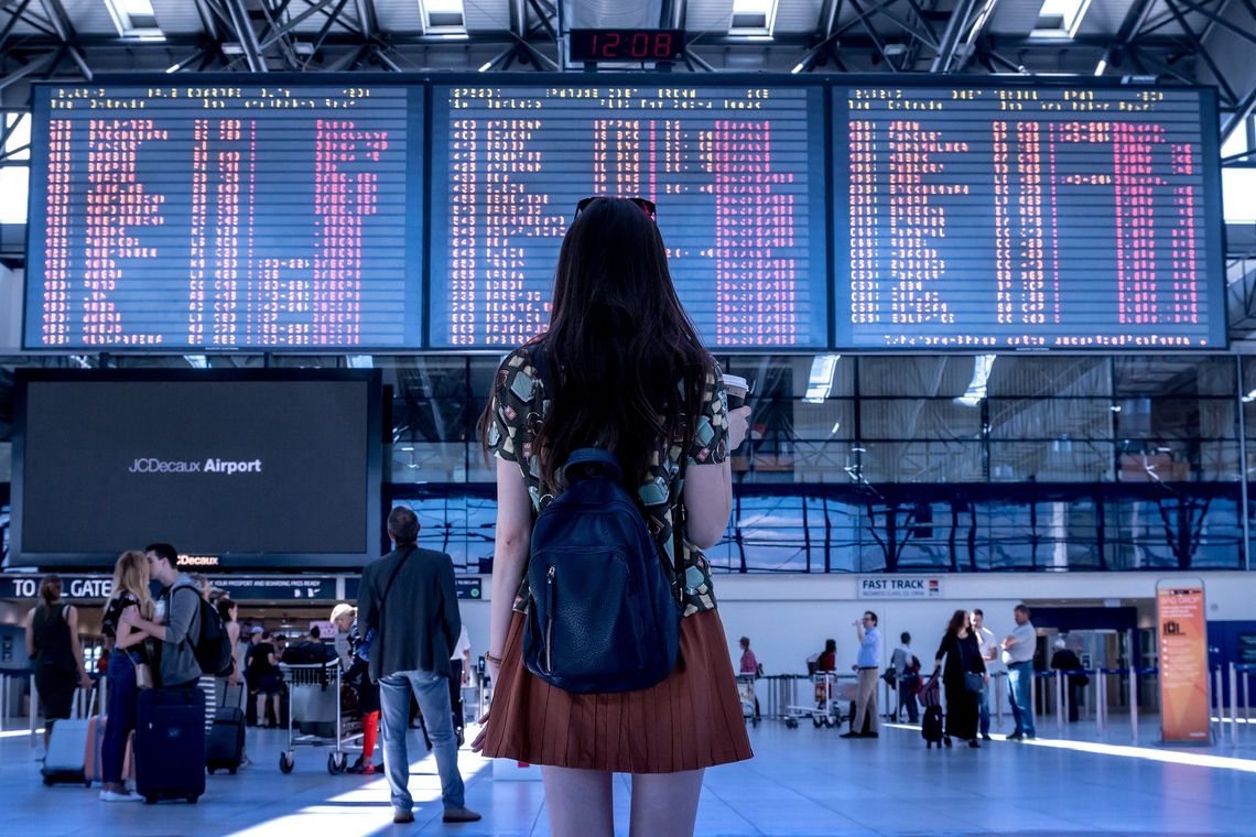 Wstrzymano sprzedaż biletów na loty do lotniska Heathrow