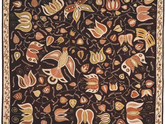 Zofia Kogut Scarf, 1921 Silk with batik decoration 117 × 122 cm Image courtesy National Museum in Krak ó w © NMK Photographic Departmen